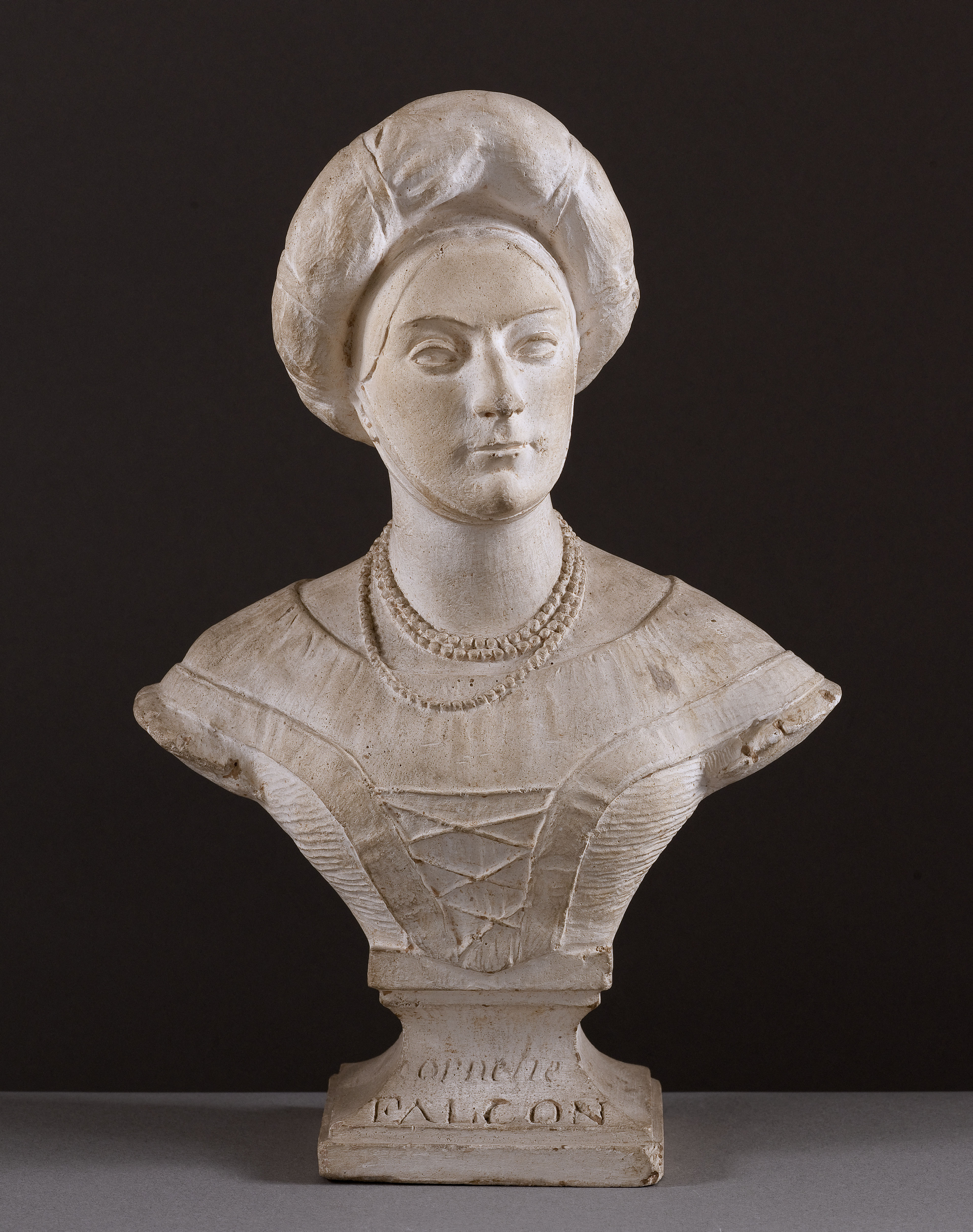 Jean Pierre Dantan, Portrait sérieux de la cantatrice Marie-Cornélie Falcon (1812-?)