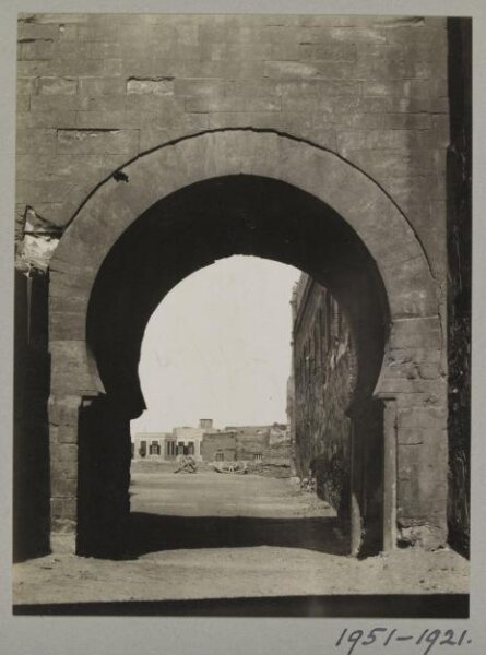 K.A.C. Creswell, Arch from the minaret to the roof of the mosque of Ahmad ibn Tulun, Cairo