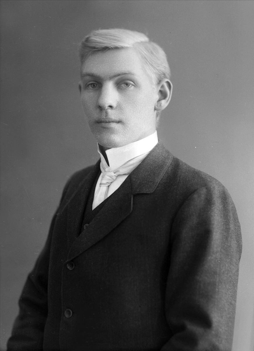 Gustav Borgen, NFB.05788