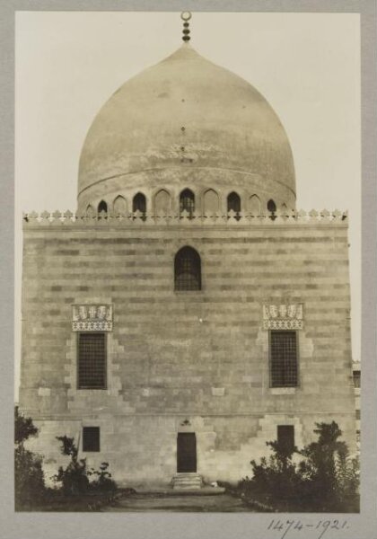K.A.C. Creswell, The domed mosque of Mamluk Amir Yashbak (Qubbat al-Fadawiyya), Cairo