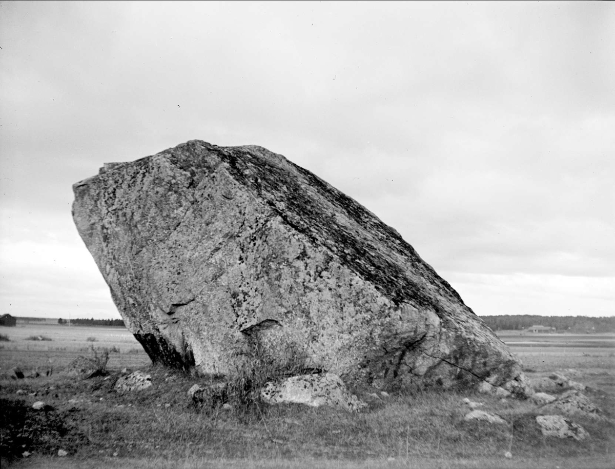 August Fredrik Schagerström, Flyttblock i Sällinge, Danmarks socken, Uppland oktober 1932