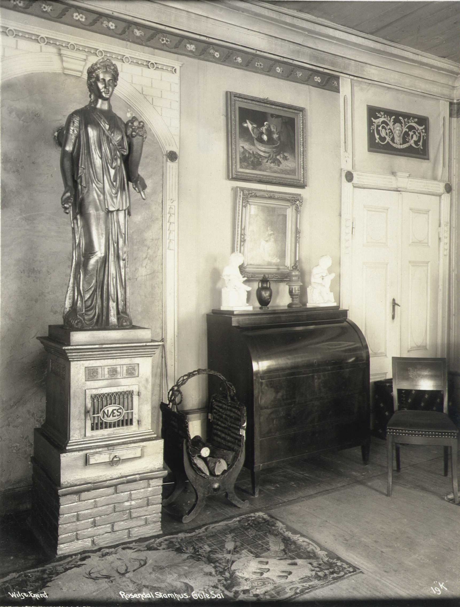 Anders Beer Wilse, Interiør fra "Den gule Sal", Baroniet Rosendal, Kvinnherad, Hordaland. Fotografert 1912.