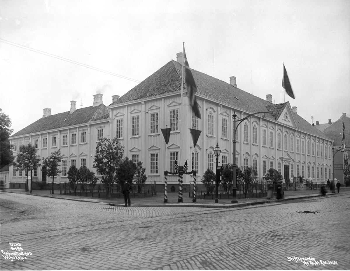 Anders Beer Wilse, Prot: Trondhjem - Stiftsgaarden 1906