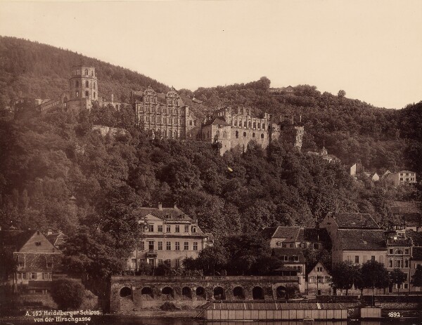 Unknown, Heidelberger Schloss von der Hirschgasse