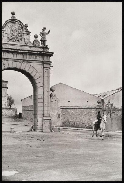 Cartier-Bresson, Henri, Photograph