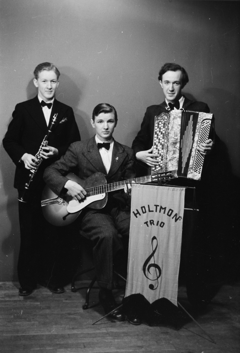 Unknown artist, Holtmons trio,musikere