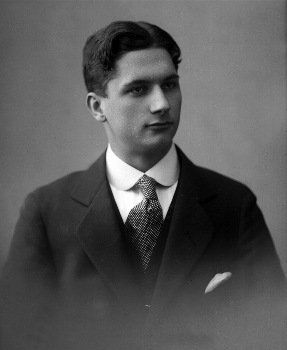 Gustav Borgen, NFB.04599