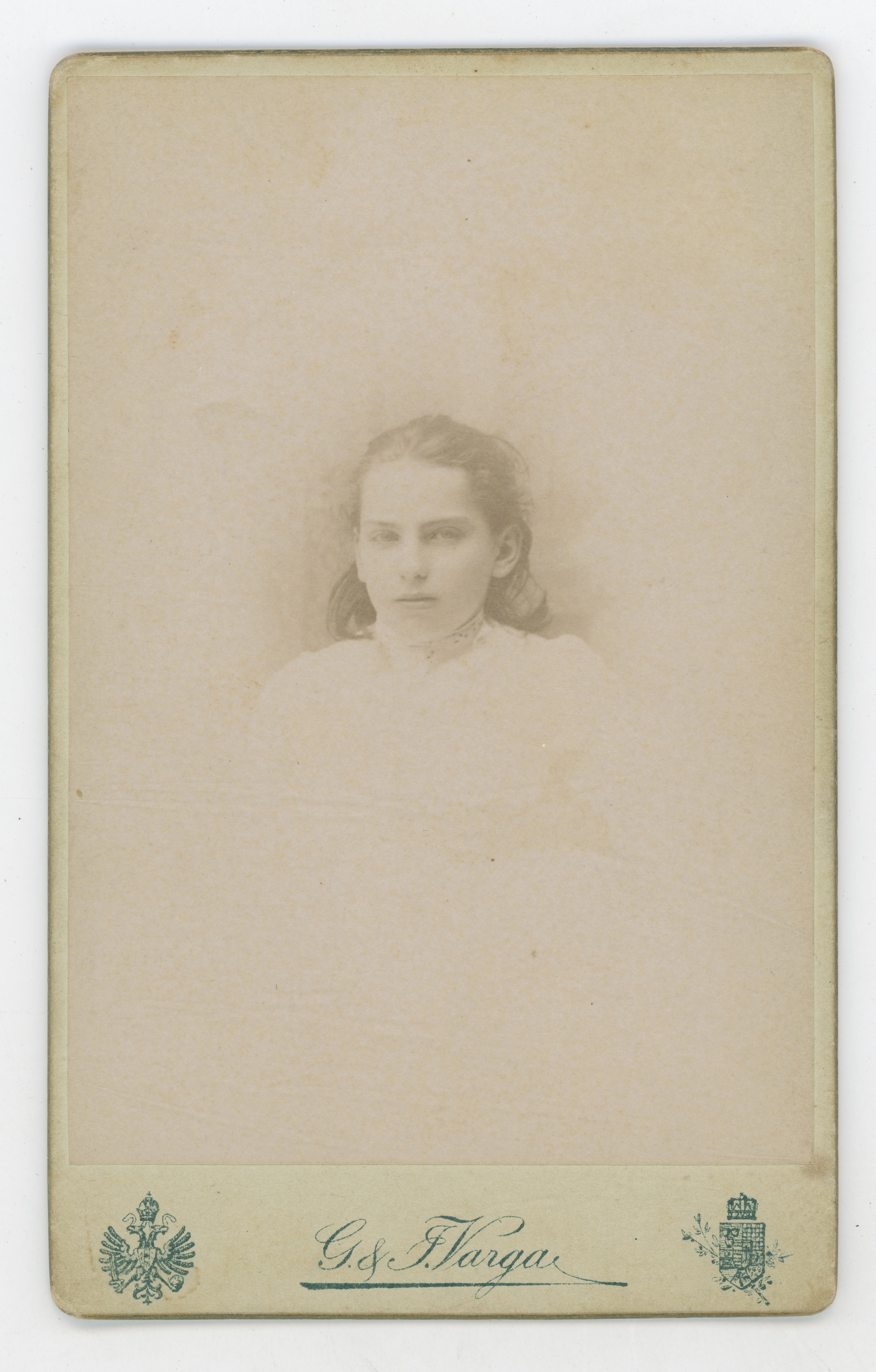 Gjuro i Ivan Varga, Portret Paule