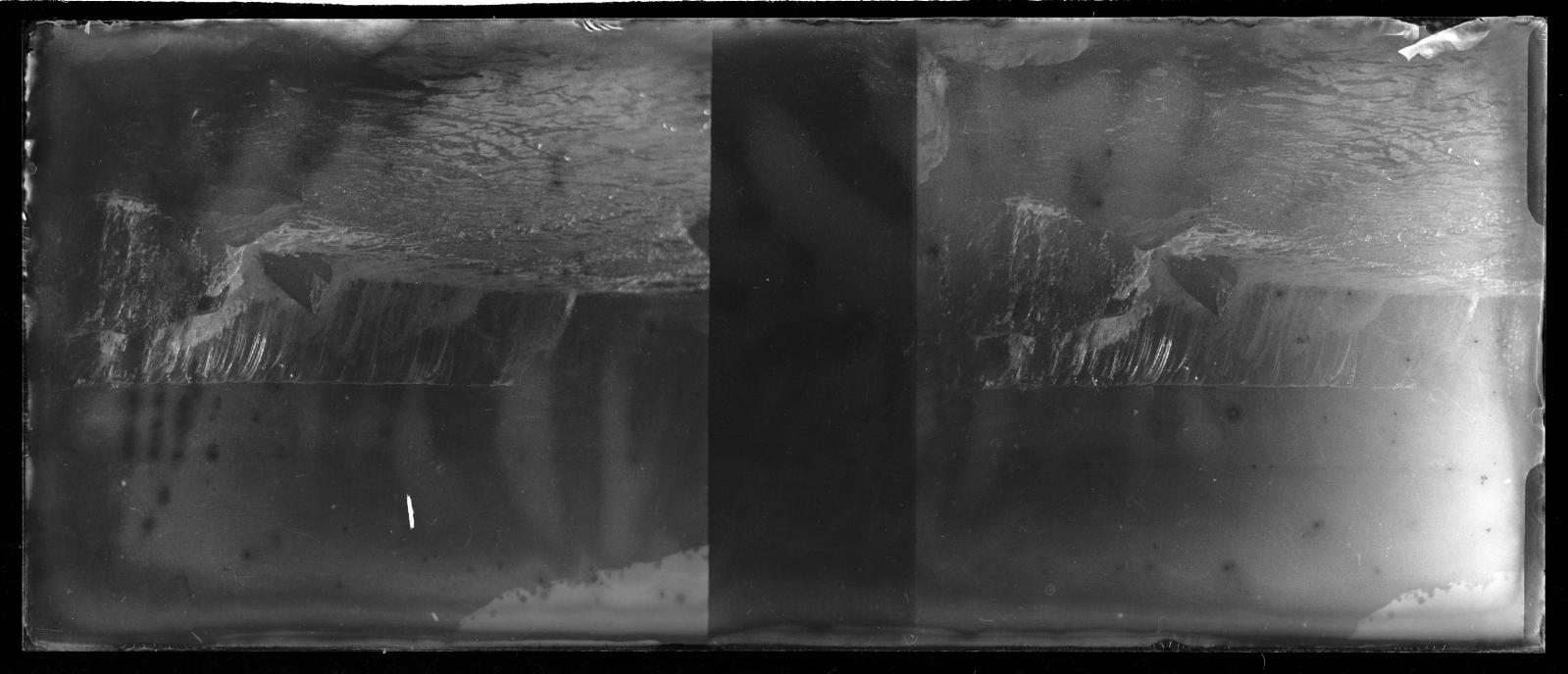 Desconegut, Waterfall of a river in Figaro