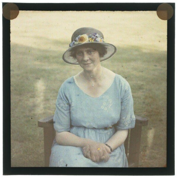 Unknown, Portrait of a woman