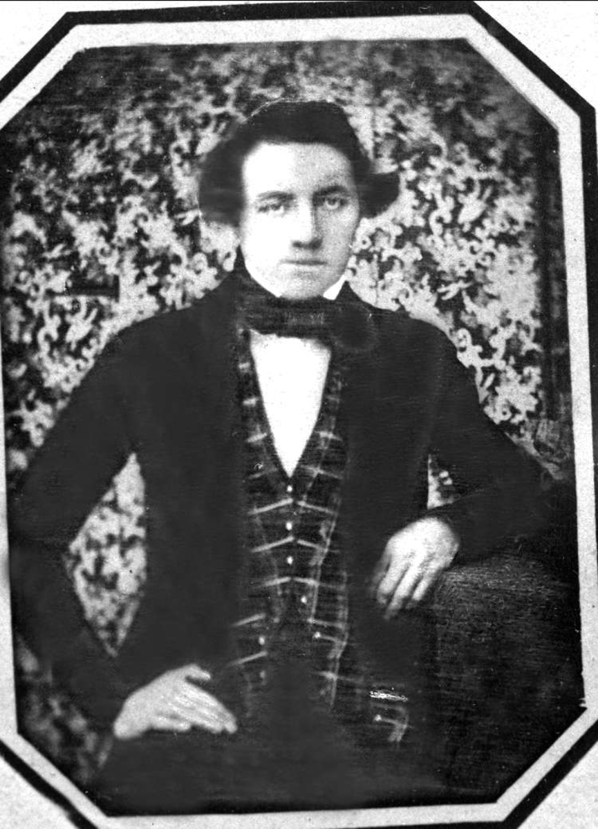 Gustav Borgen, Avfotografering. Portrett, mann med rutete vest. Daguerreotypi(?)