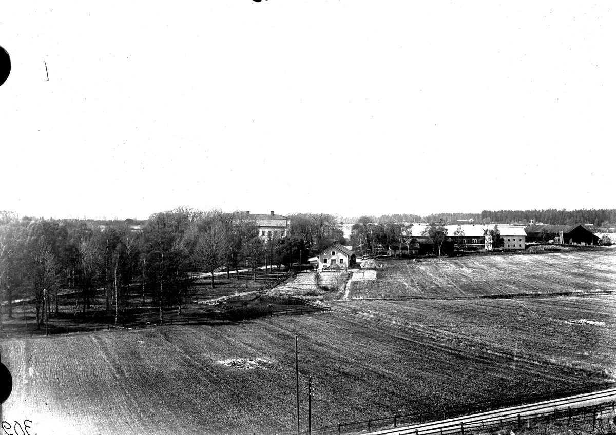 Ellert Johan Viktor Sörman, Sprinkle farm, 1910. Photographer E Sörman.
