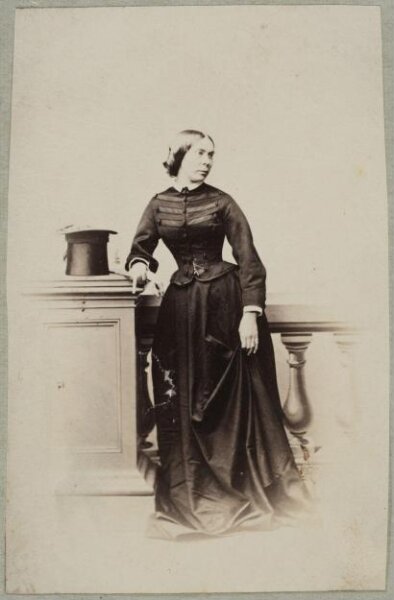 Unknown, Carte-de-visite photographs (480). Four photographs  are dry-mounted to each sheet (120).