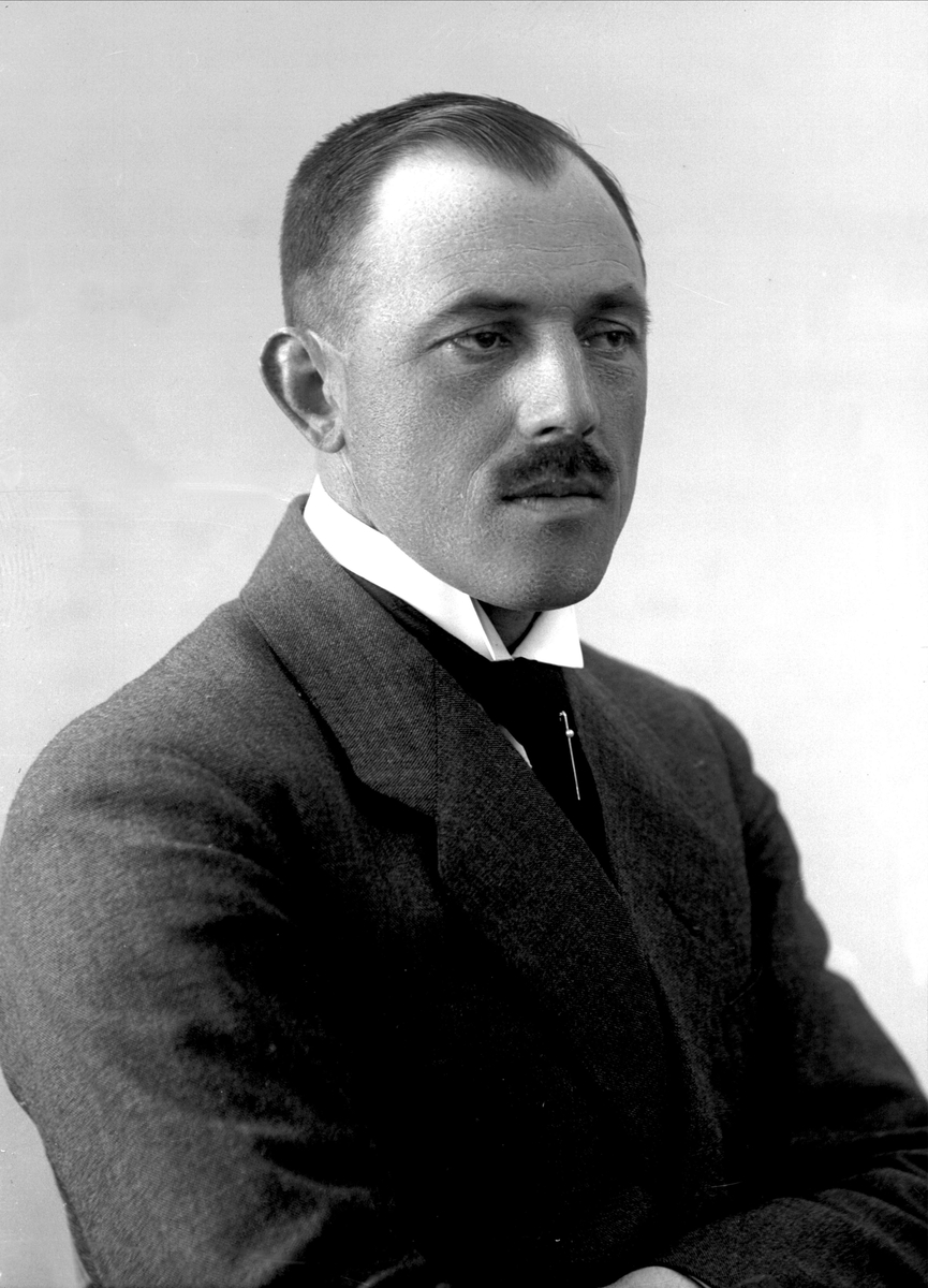 Gustav Borgen, NFB.05980