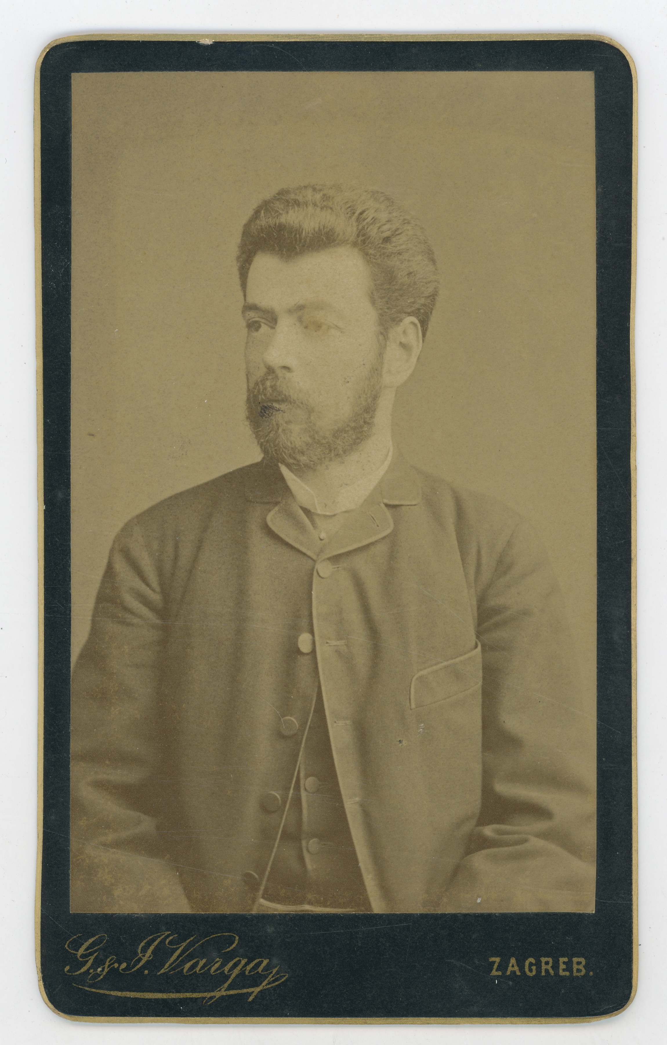 Gjuro i Ivan Varga, Gospodin s bradom