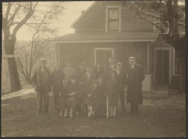 Louis Fleckenstein, [Fleckenstein Family Portrait]