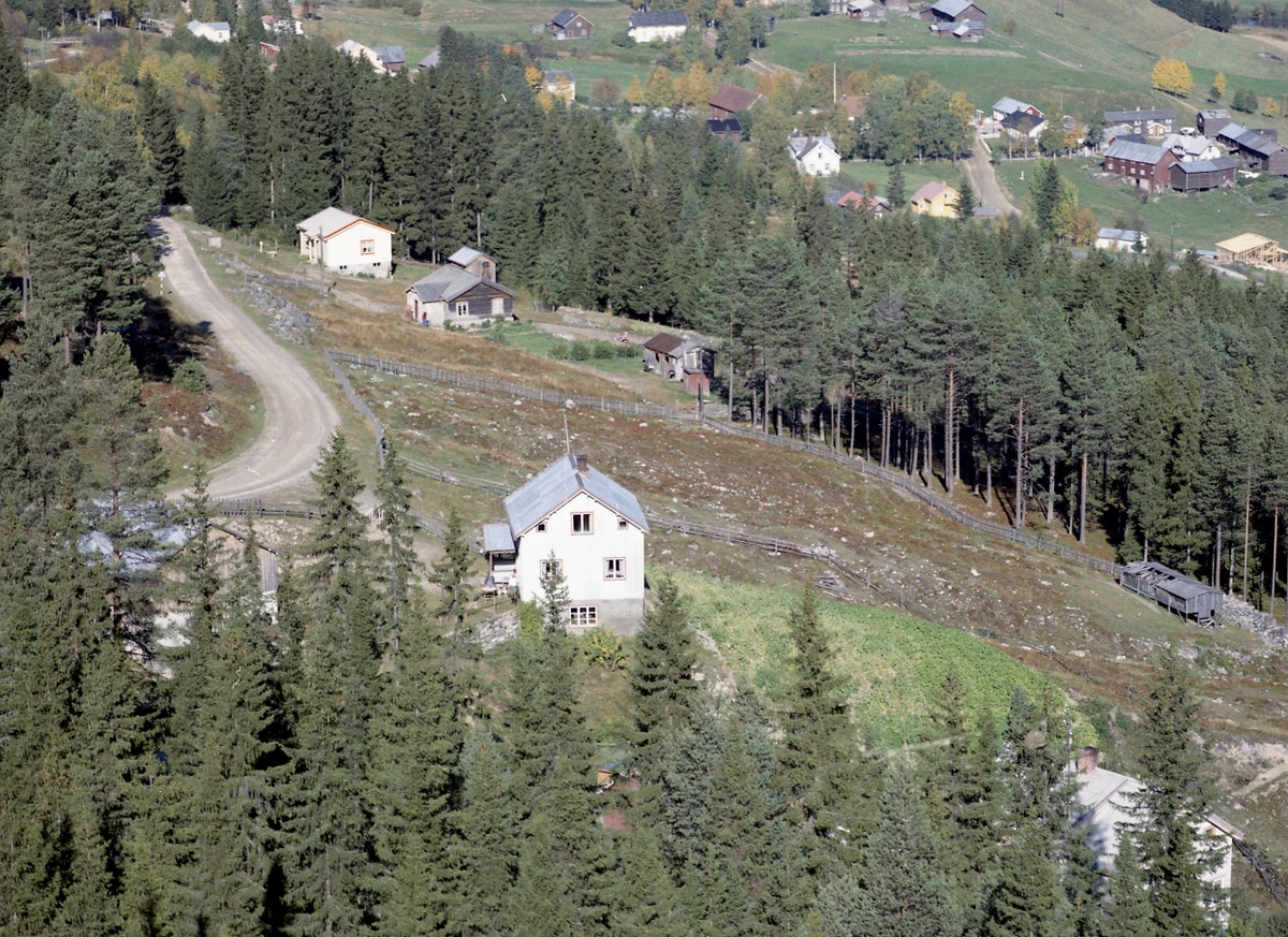Widerøes Flyveselskap A/S, Bolighus