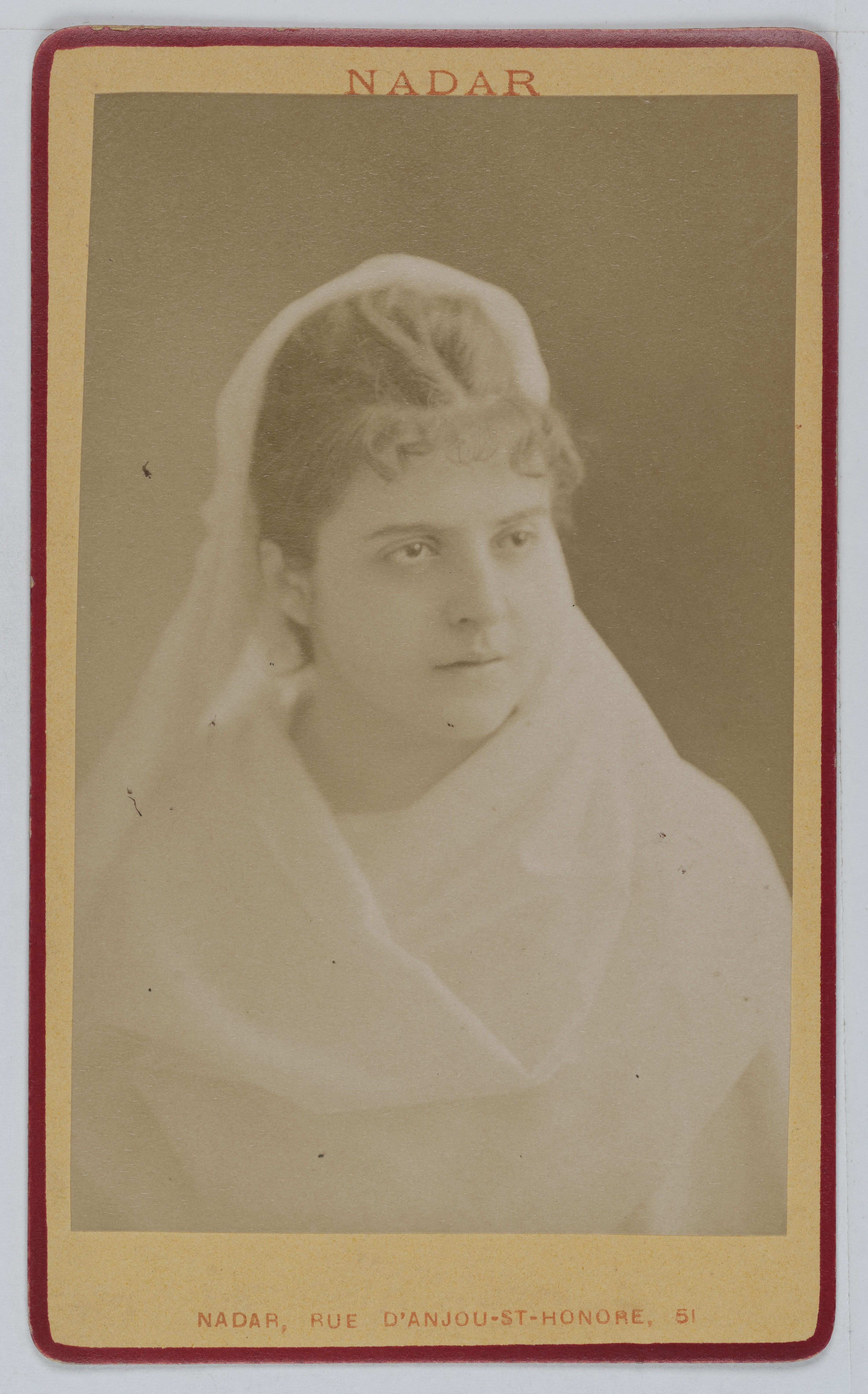 Atelier Nadar, Portrait de Ray, chanteuse à l'Opéra.