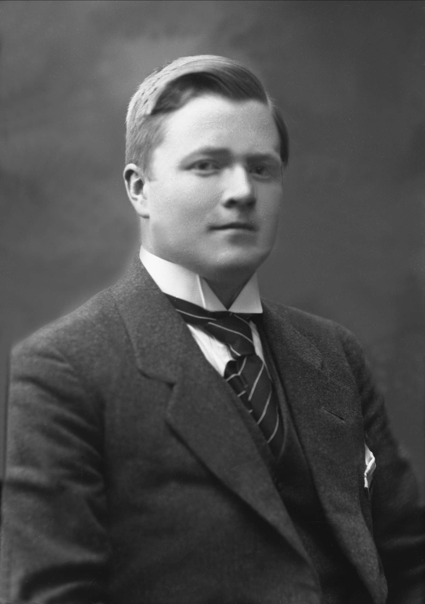 Gustav Borgen, NFB.45841
