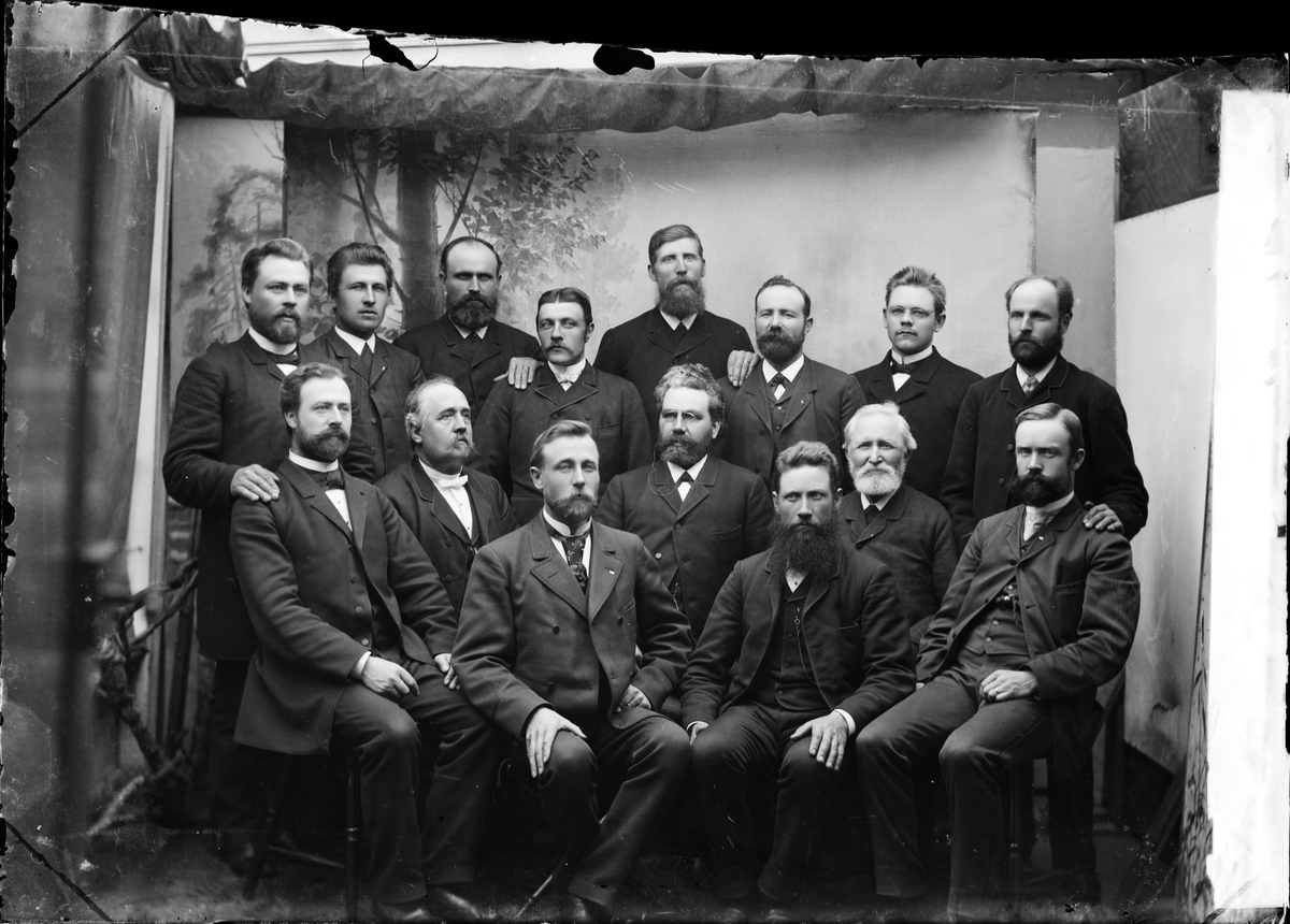Skötsner-Edhlund, "Grupporträtt av predikanter", Östhammar, Uppland 1893