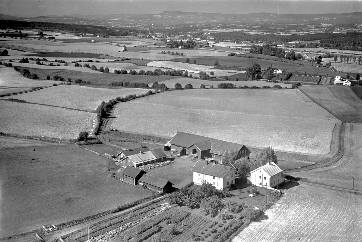 Widerøes Flyveselskap A/S, FLYFOTO LUND, ILSENG