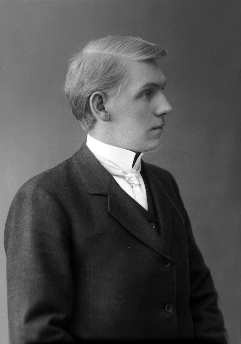 Gustav Borgen, NFB.05787