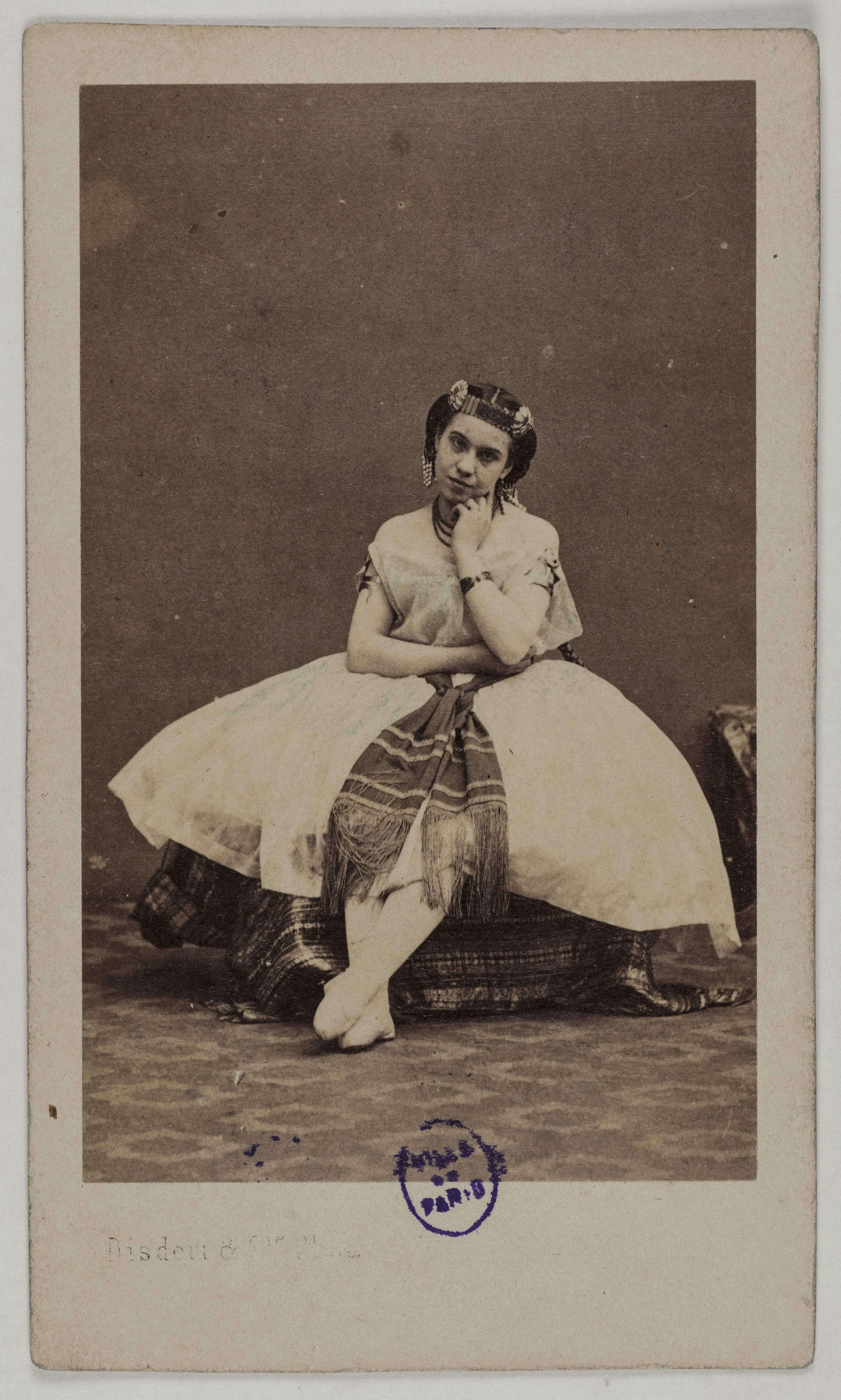 Disderi & Cie, Portrait de Demarson, (danseuse)
