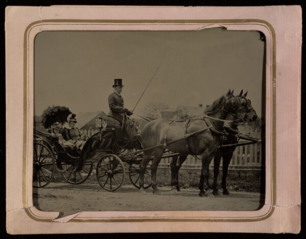 Unknown, [Portrait of several unidentified members of Samuel Wagstaff, Jr. family]