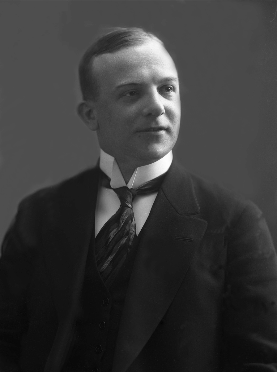 Gustav Borgen, NFB.29498