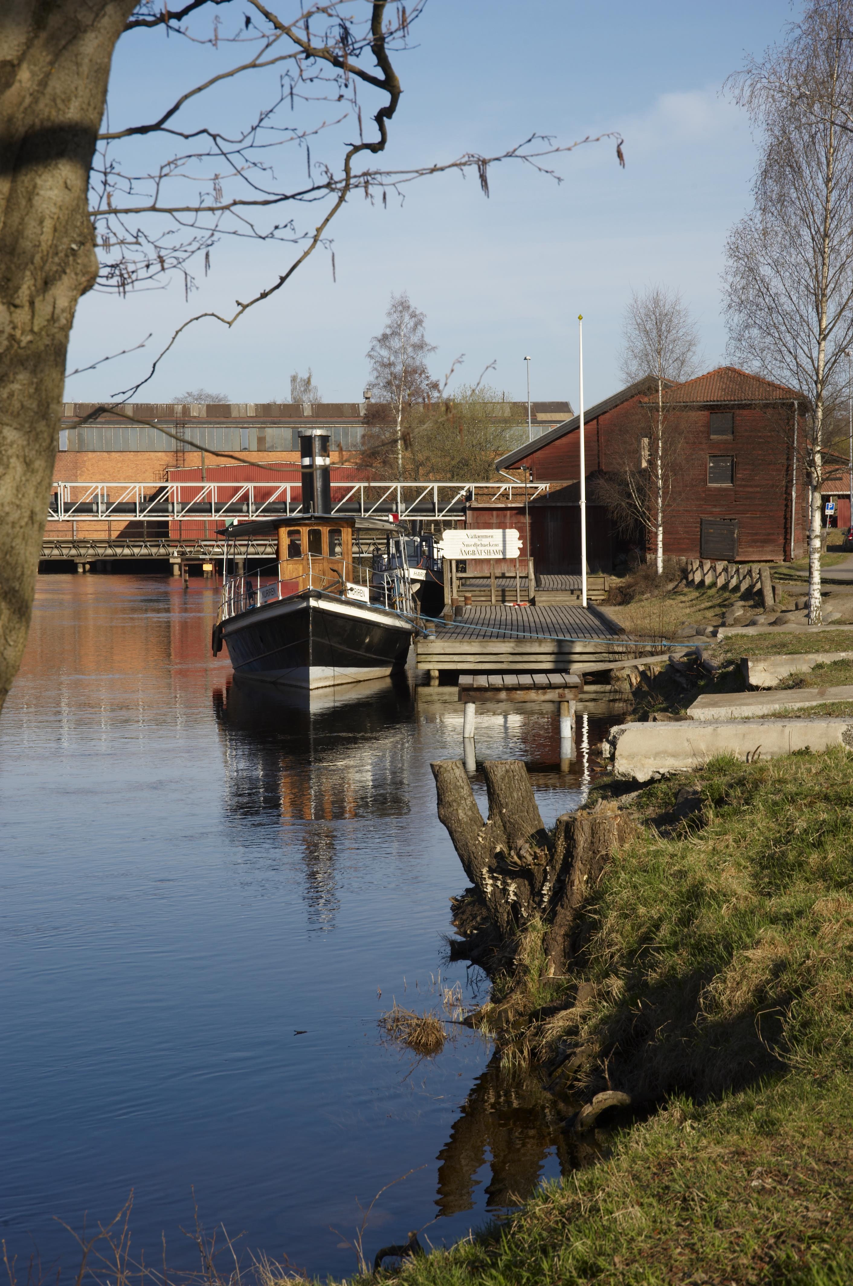 Bengt A Lundberg, Smedjebackens hamn