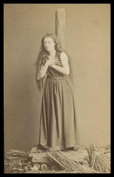 London Stereoscopic and Photographic Company, Guy Little Theatrical Photograph