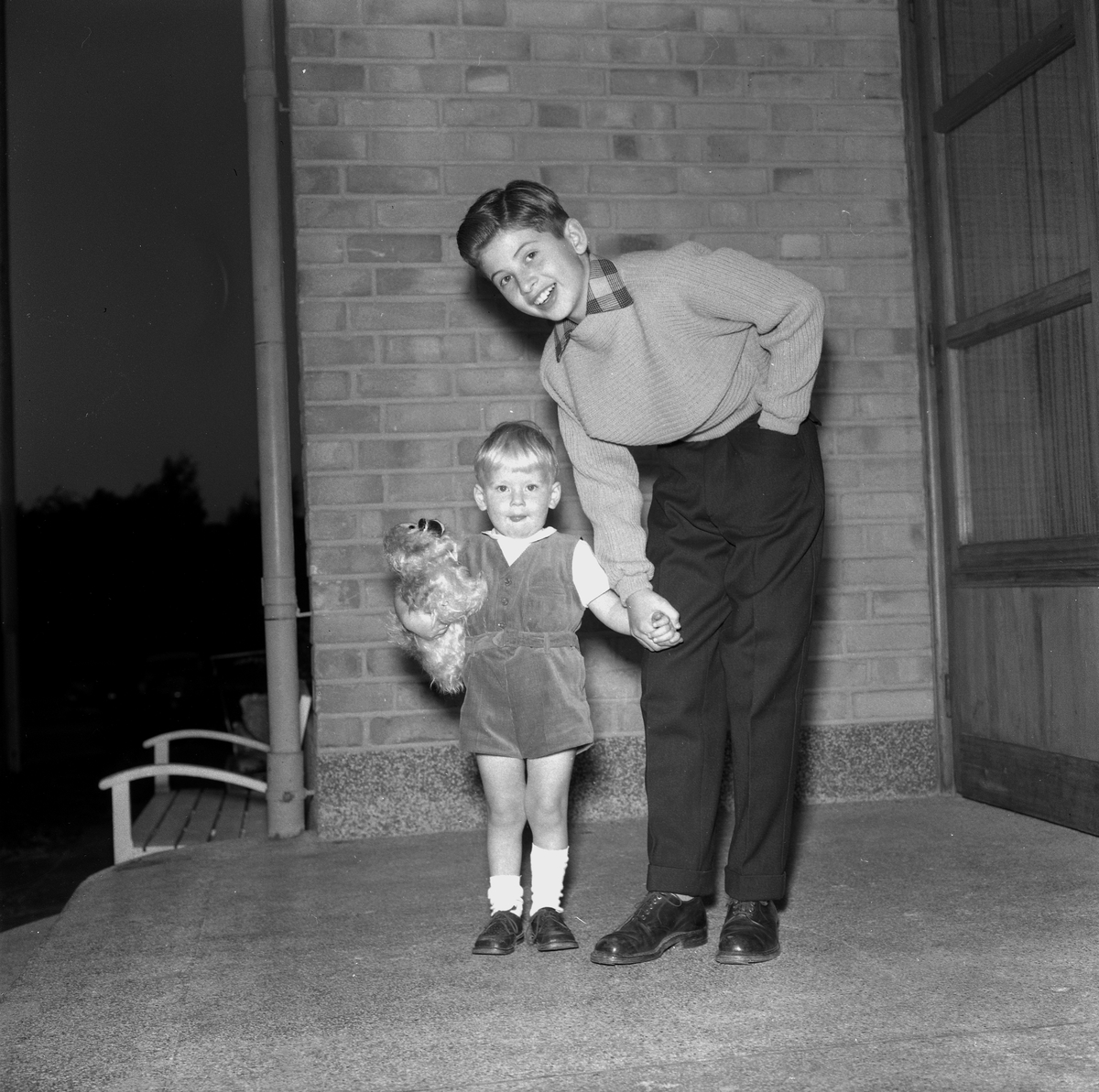 Örebro Kuriren, His and Greta, mannequin show. October 11, 1955.