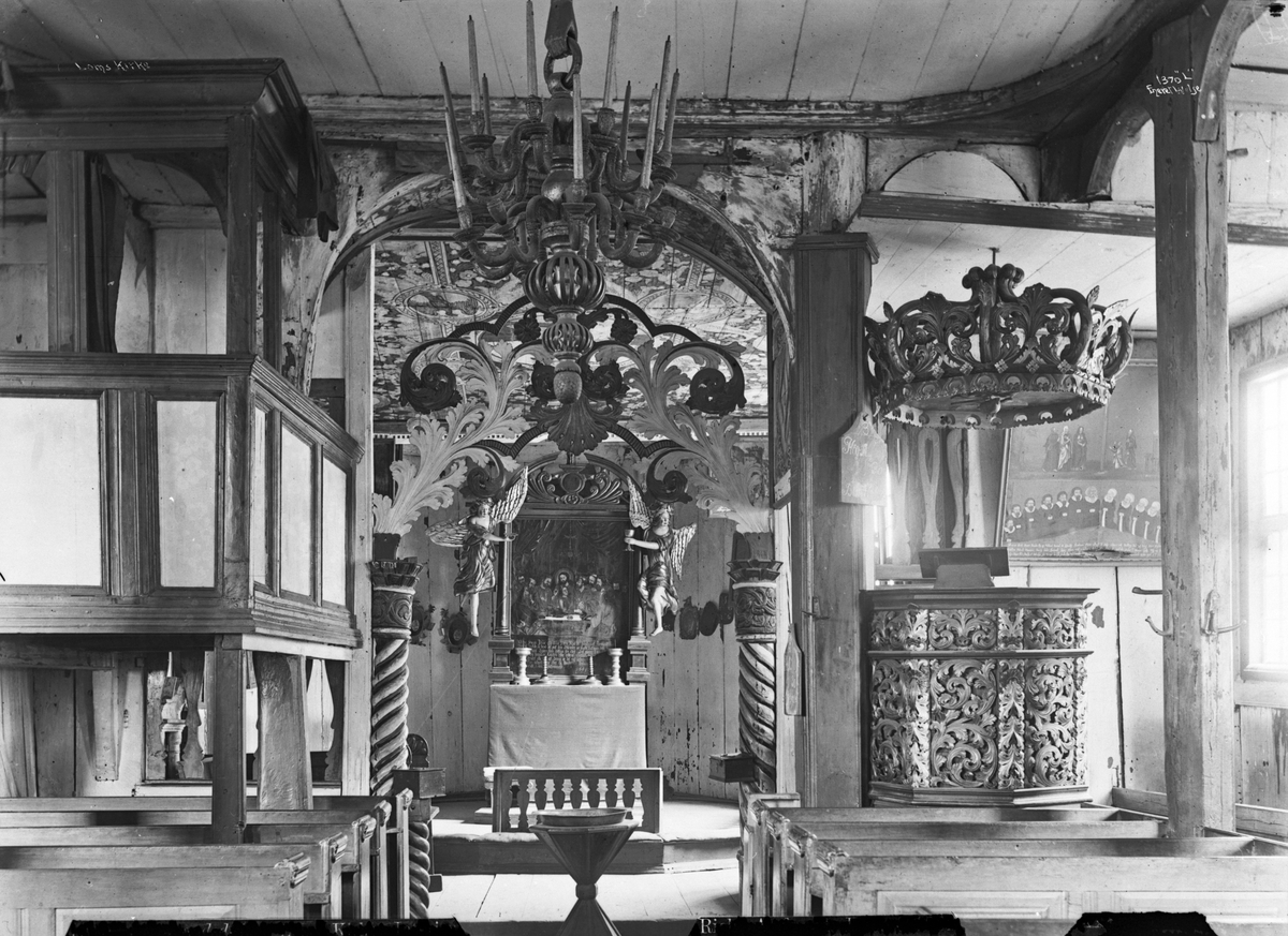 Axel Lindahl, Prot: Loms Kirke Interiør
