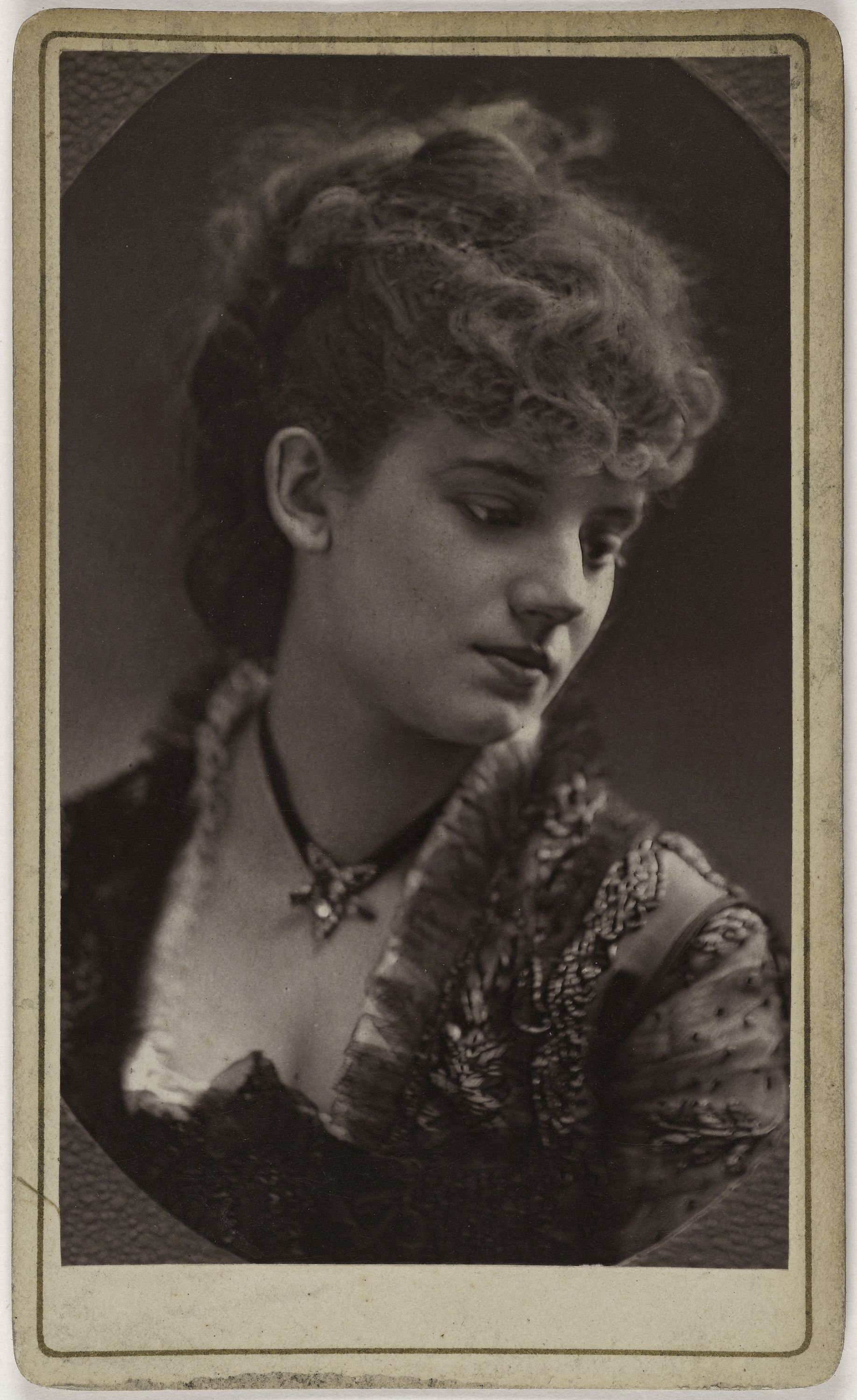 Anonyme, Portrait de Sophie Croizette (épouse du banquier américain Jacques Stern) (1847-1901), (actrice à la Comédie française)
