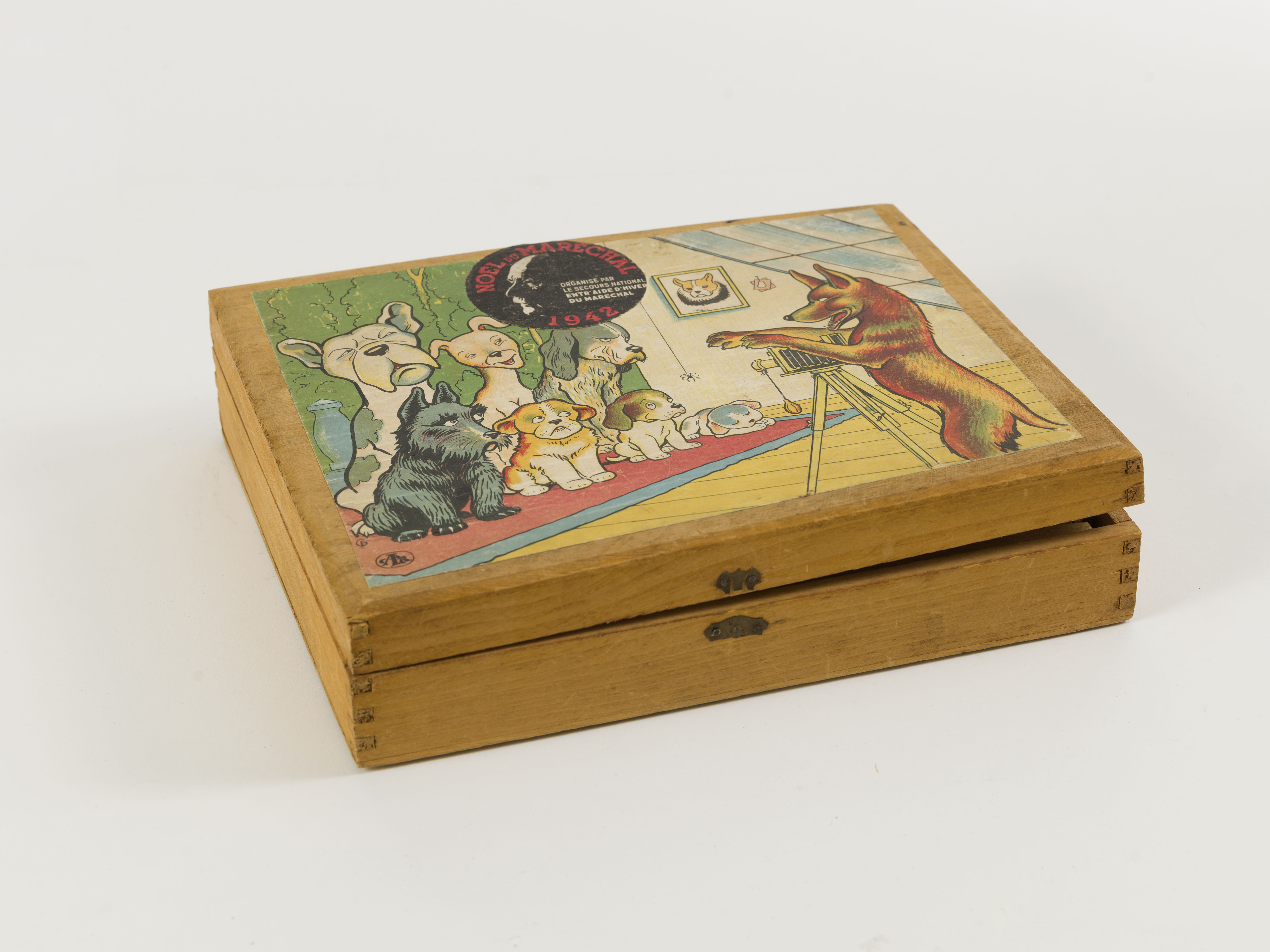 Unknown artist, Boîte de cubes pour enfant - Noël du Maréchal, Secours national, Entr'aide d'hiver