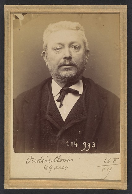 Alphonse Bertillon, Oudin. Clovis. 49 ans, né à Saint-Hilaire (Marne). Mécanicien. Anarchiste. 2/3/94.