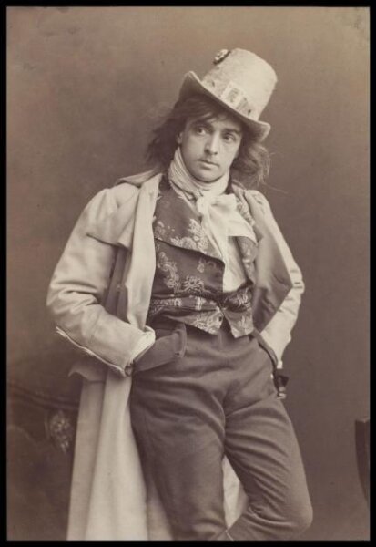 London Stereoscopic and Photographic Company, Guy Little Theatrical Photograph