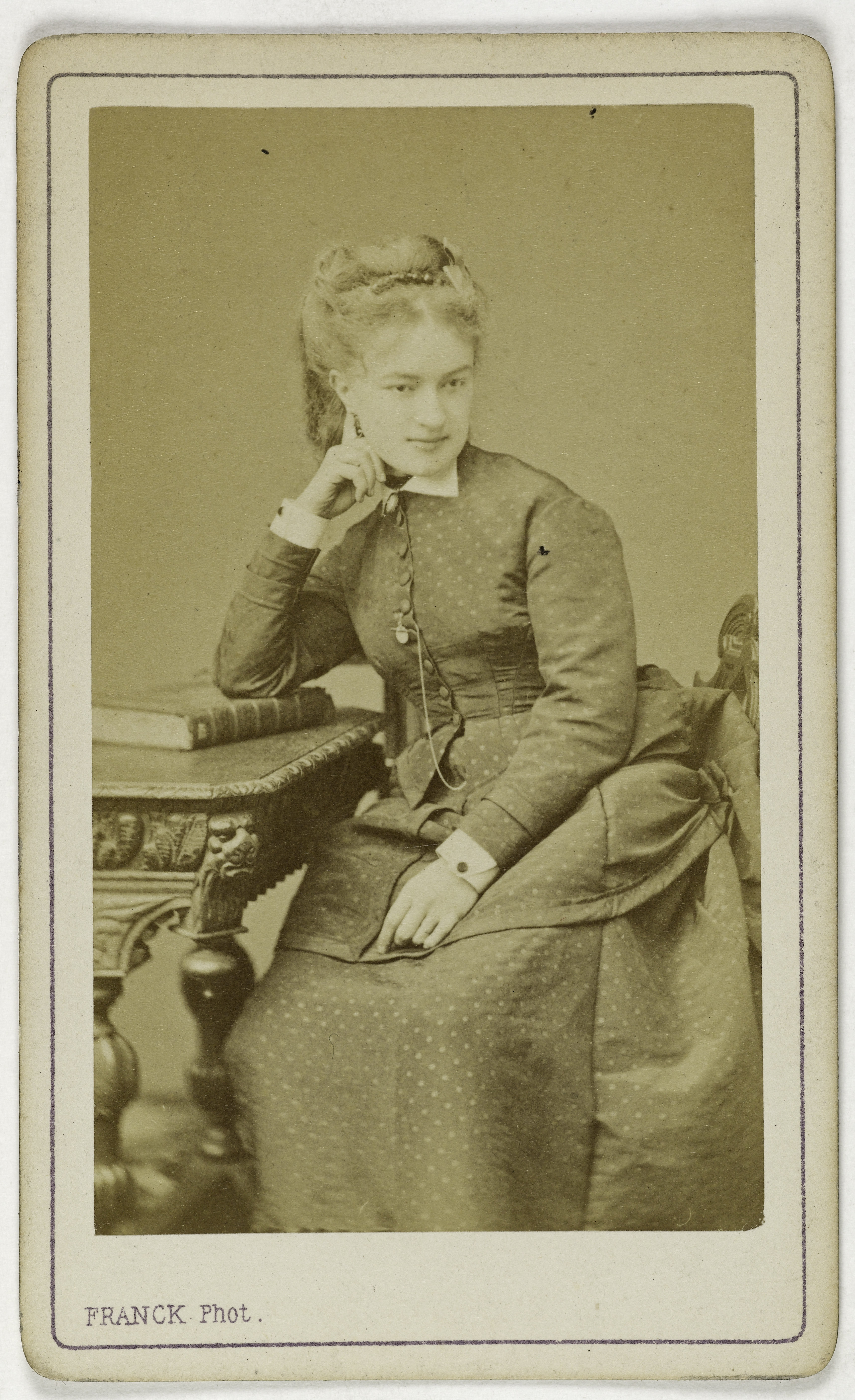 Franck, Portrait de Clarisse Hennecart, (actrice au Théâtre Lyrique)