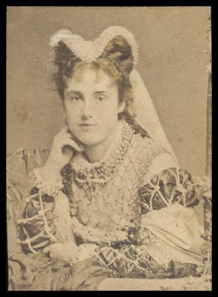 London Stereoscopic and Photographic Company, Guy Little Theatrical Photograph