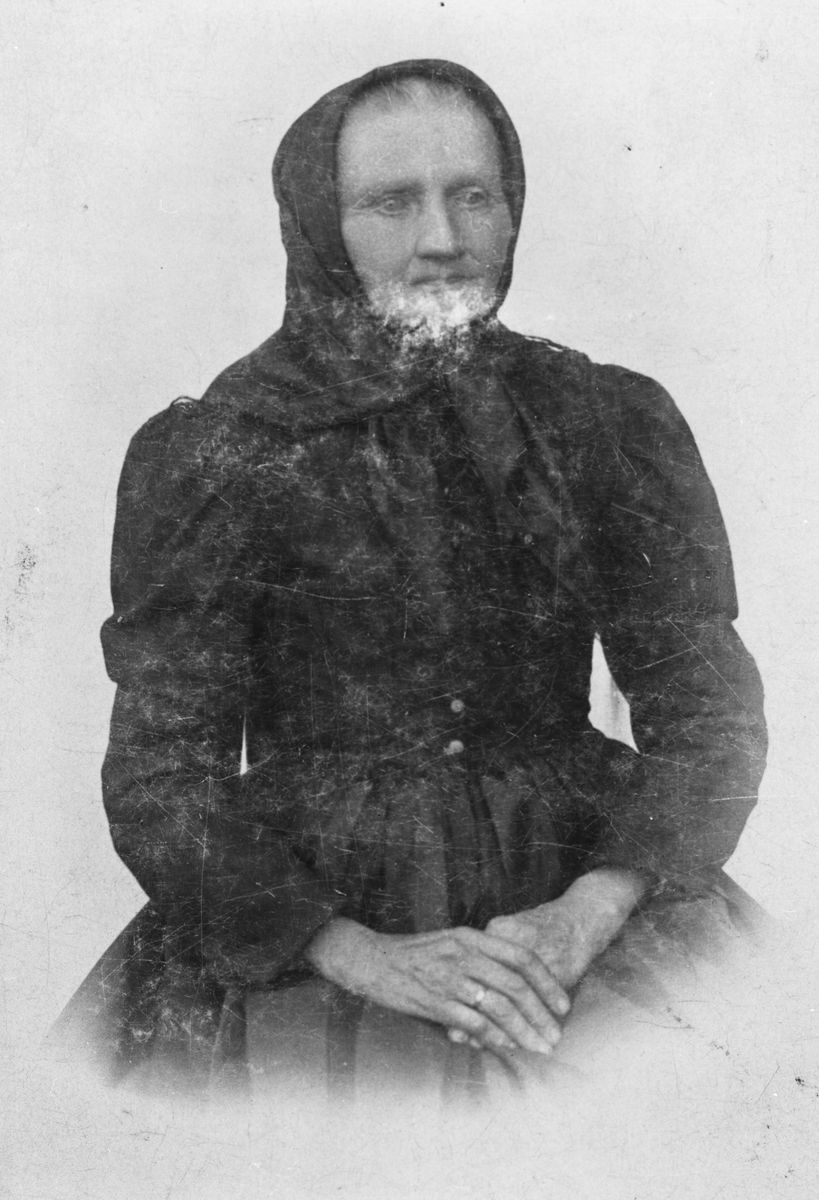 Henrik Augustinsson Stinessen, Portrett av kvinne - Marit Bolstad