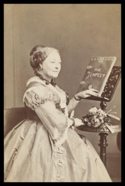 London Stereoscopic and Photographic Company, Guy Little Theatrical Photograph