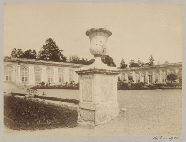 Atget, Jean-Eugène-Auguste, Grand Trianon, Versailles, France