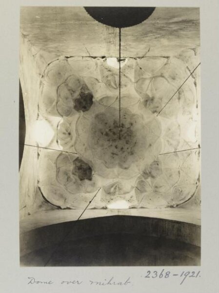 K.A.C. Creswell, Dome pendentive over mihrab in Mosque of Mamluk Amir Altinbugha al-Salihi, Aleppo