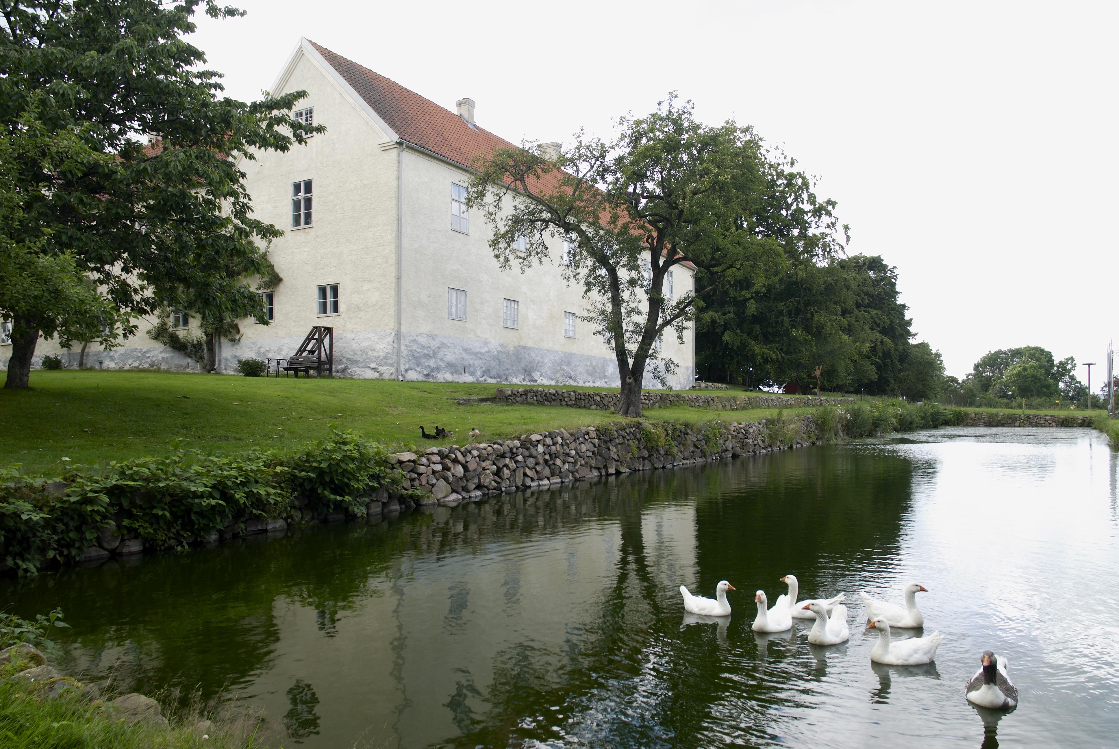 Bengt A Lundberg, Tomarps kungsgård