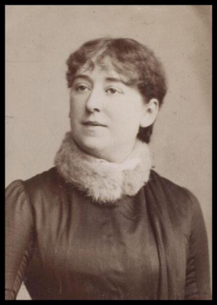 London Stereoscopic and Photographic Company, Guy Little Theatrical Photograph
