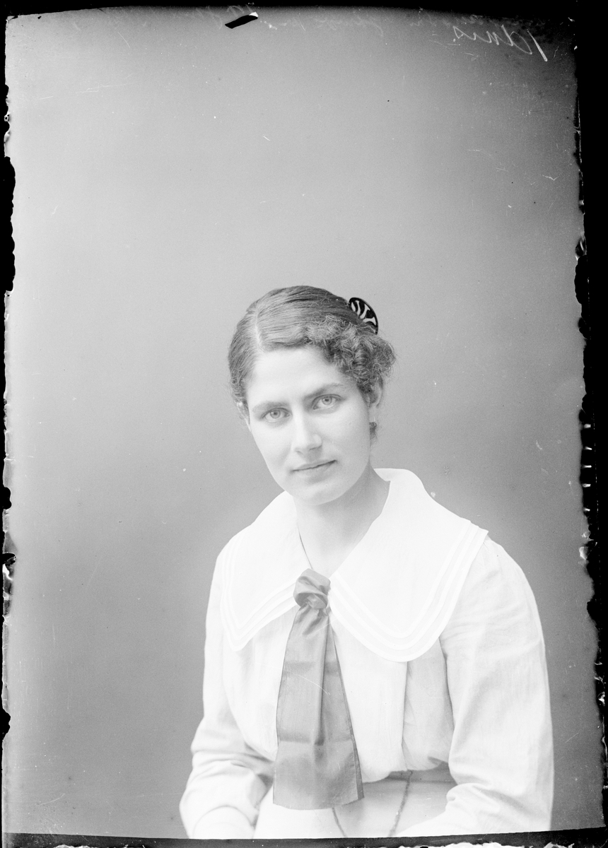 Skötsner-Edhlund, Svea Jansson från Björnäs, Börstil socken, Uppland 1919