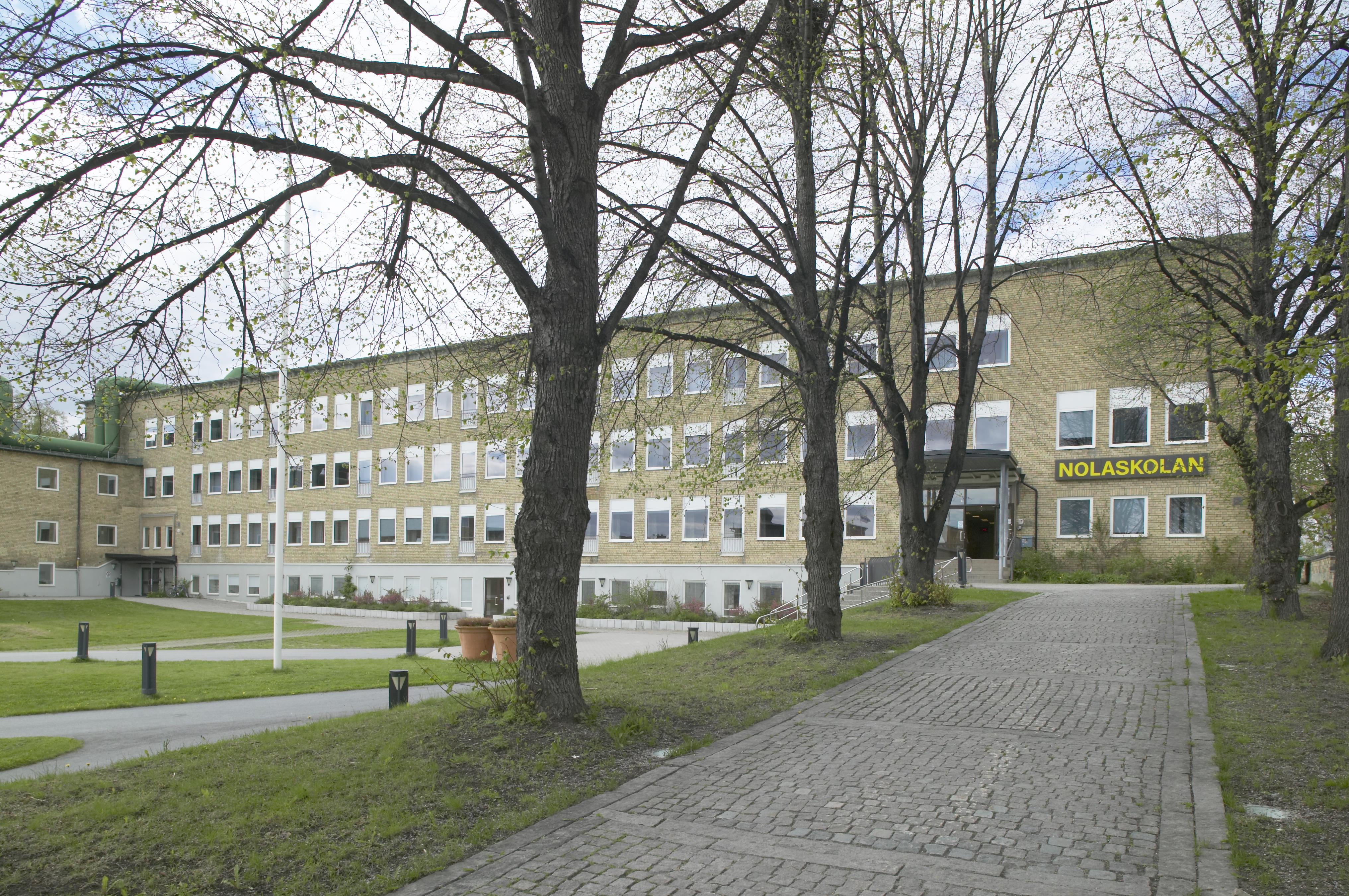 Bengt A Lundberg, Nolaskolan