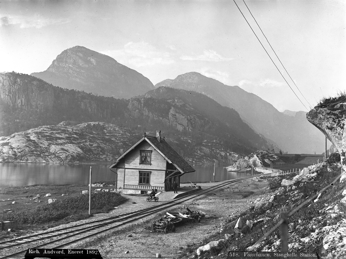 Axel Lindahl, Prot: Vossebanen Stanghelle station