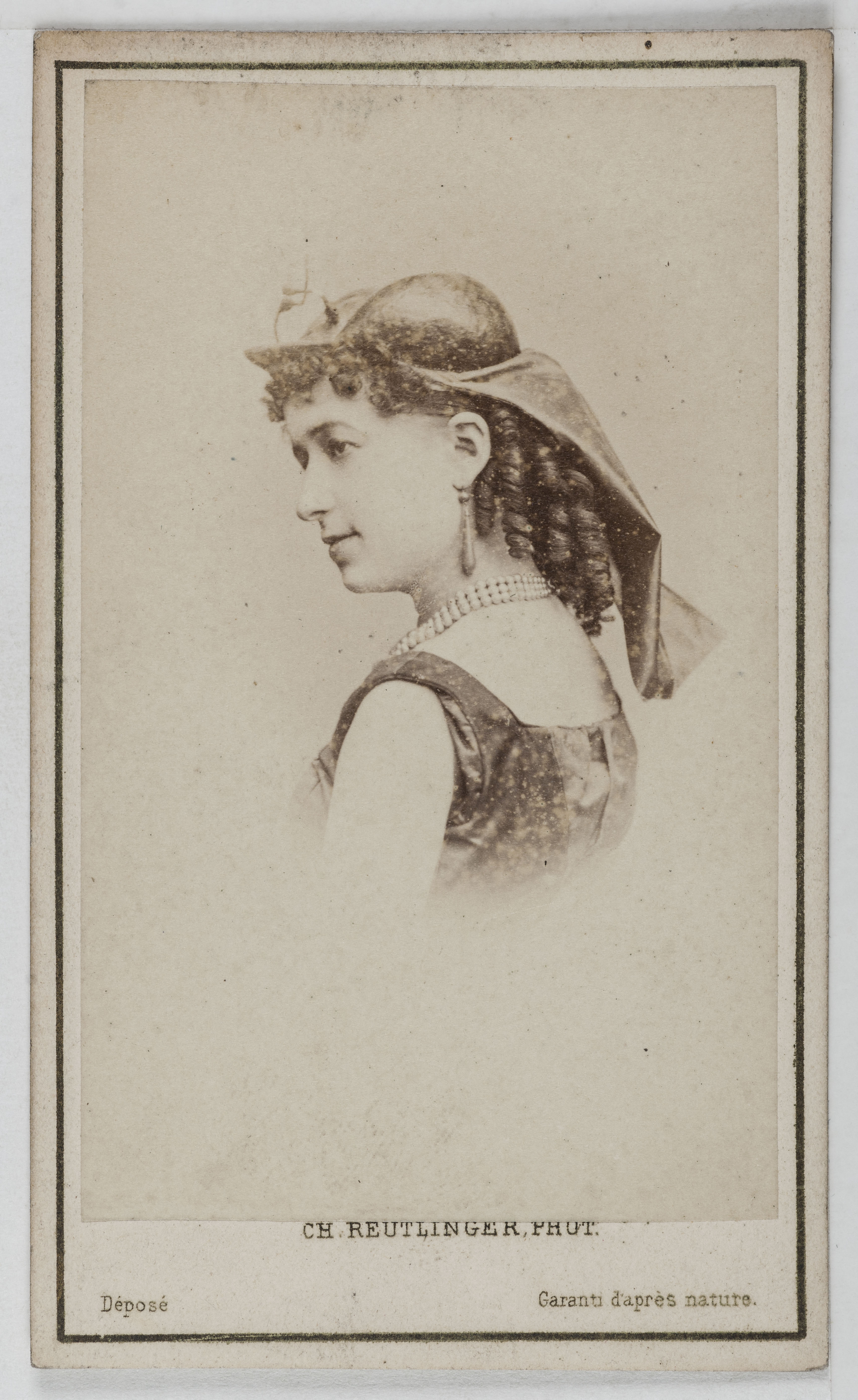 Charles Reutlinger, Portrait de Joséphine Panseron (-1890), actrice de théâtre entre 1868 et 1888.