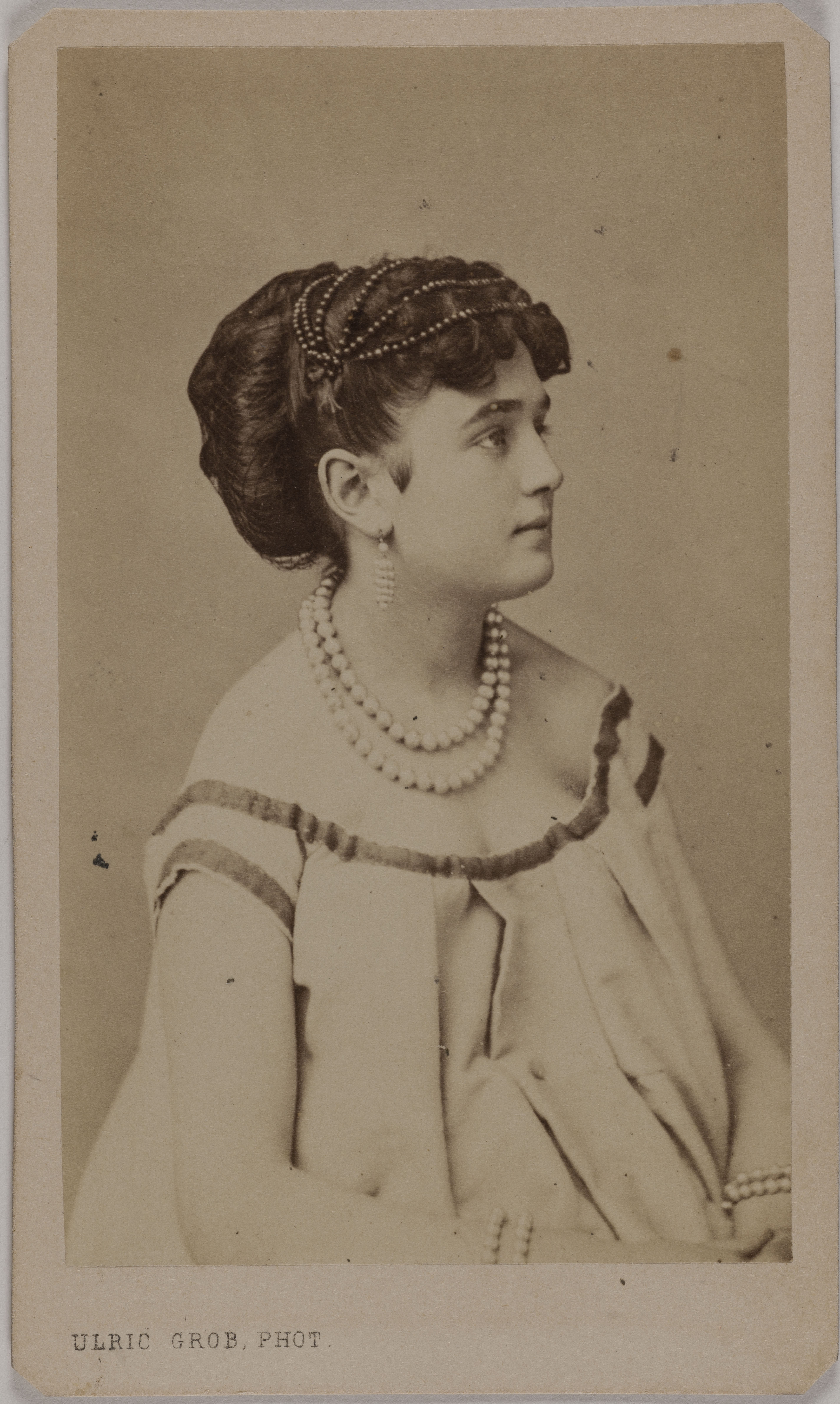 Ulric Grob, Portrait de Marie Artus (actrice aux Folies-Bergère, à l'Athénée et Théâtre des Variétés)